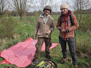 Seizoenswildplukwandeling | De Brandnetel | Maak je eigen tofu & touw