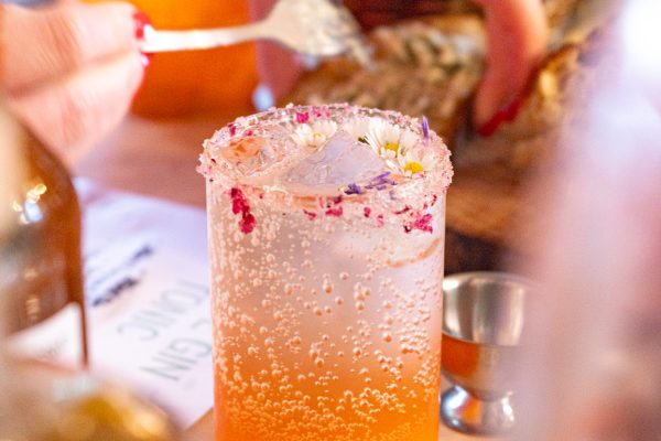 Toekomstmaken Foerageren wildplukken met Roos van Kroos in Cul.sec-16